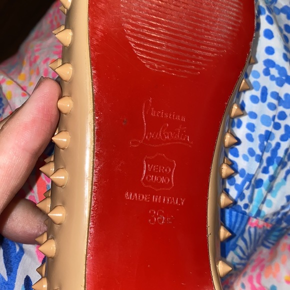 Christian Louboutin Nude Studded Pointed-Toe Flats - Picture 4 of 7